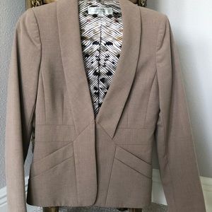 Tahari skirt suit